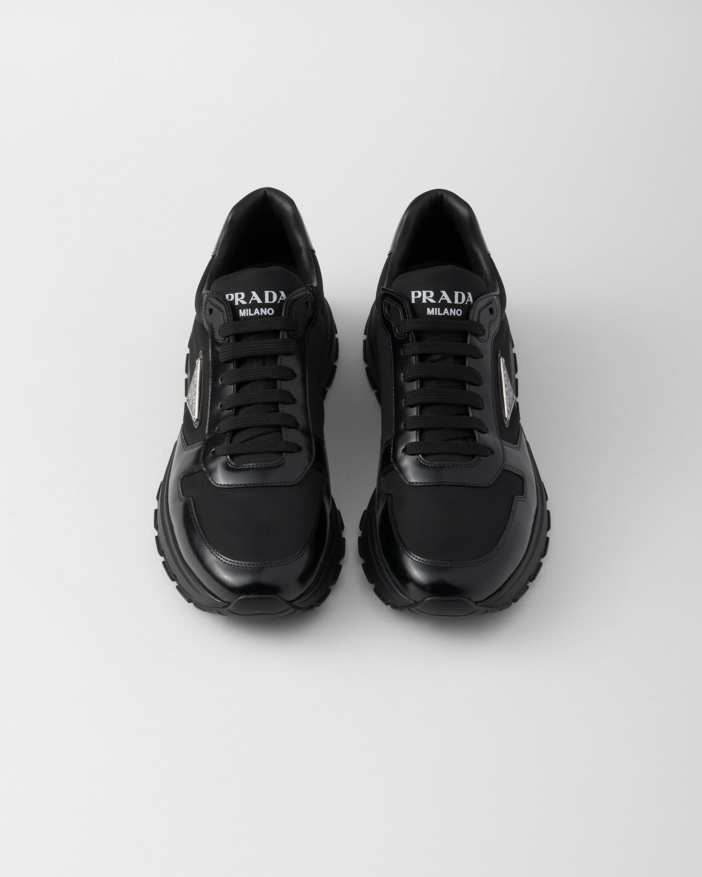 Basket Prada Noir en cuir brossé