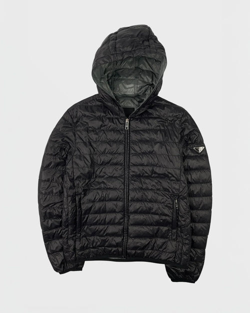 Prada doudoune triangle