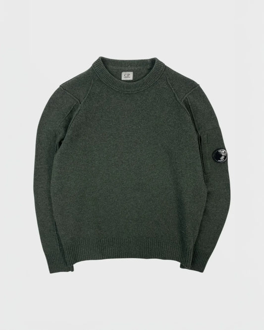 C.P. Company pull